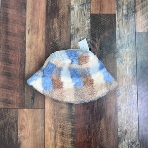 Sherpa Bucket Hat!